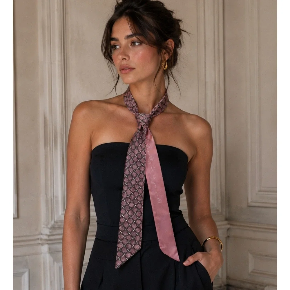 Pink Geometric Chain Link Silk Skinny Scarf Twilly‎ with Script Lettering